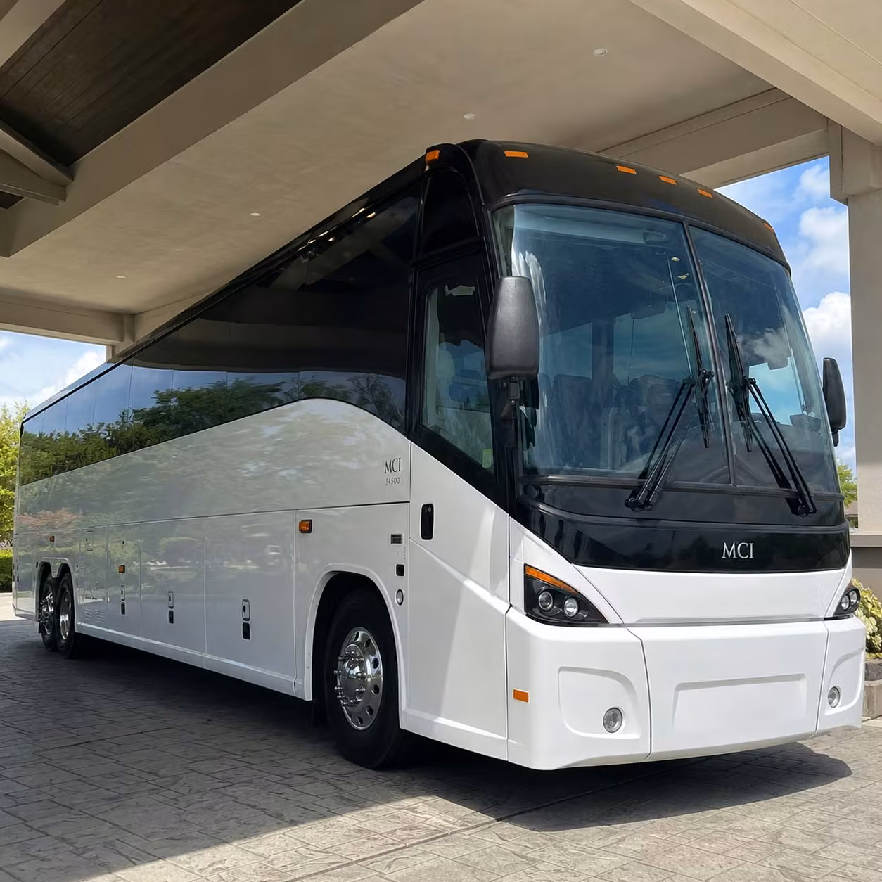 employee shuttle buses for white plains corporate events and off sites