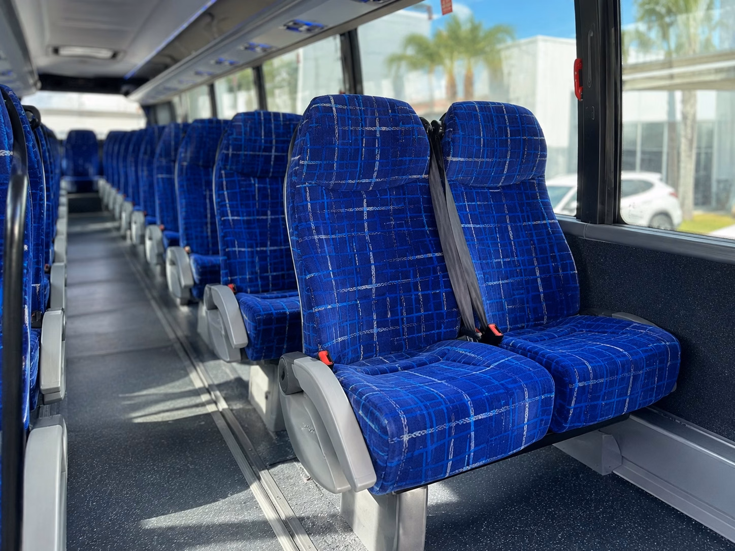 shuttle buses between white plains hotels and your wedding venue