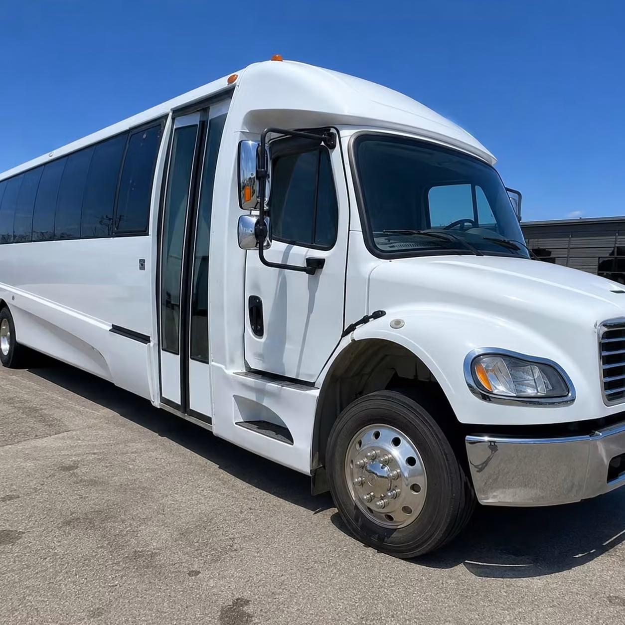 white plains 15 passenger minibus rental